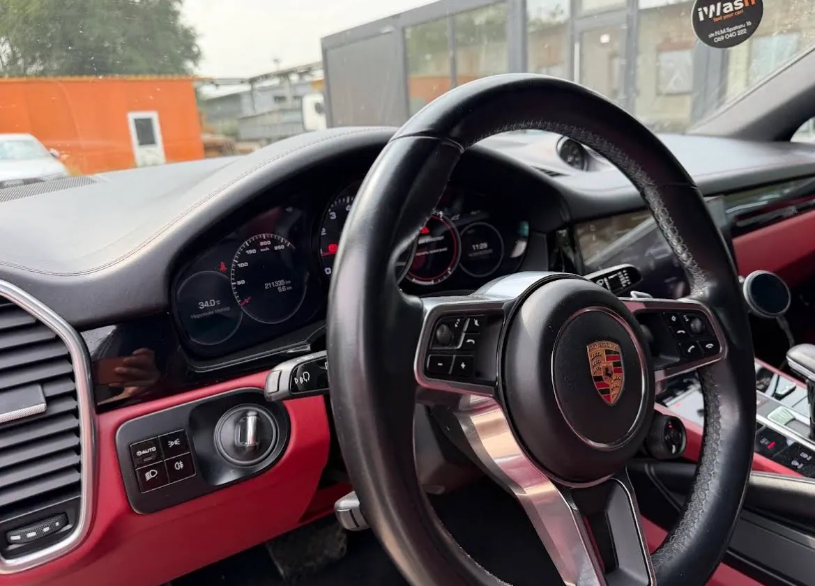 Porsche Cayenne 2019 3.0 TFSI al lui Dan la revizie completă · 1